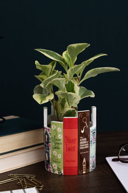 Classic Books Desk Pot