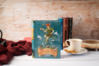 Pekoe Pan Book Tea Tin